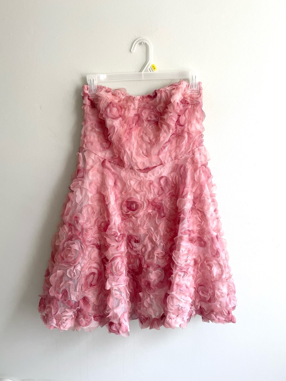 PINK TWO TONE TULLE ROSETTE STRAPLESS DRESS LINED BACK ZIPPER TATTERED RAW EDGES
